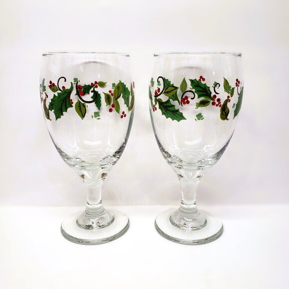Vintage Pfaltzgraff Winterberry Water Goblet Glass Lot x2 Libbey Holly Christmas - Picture 1 of 4